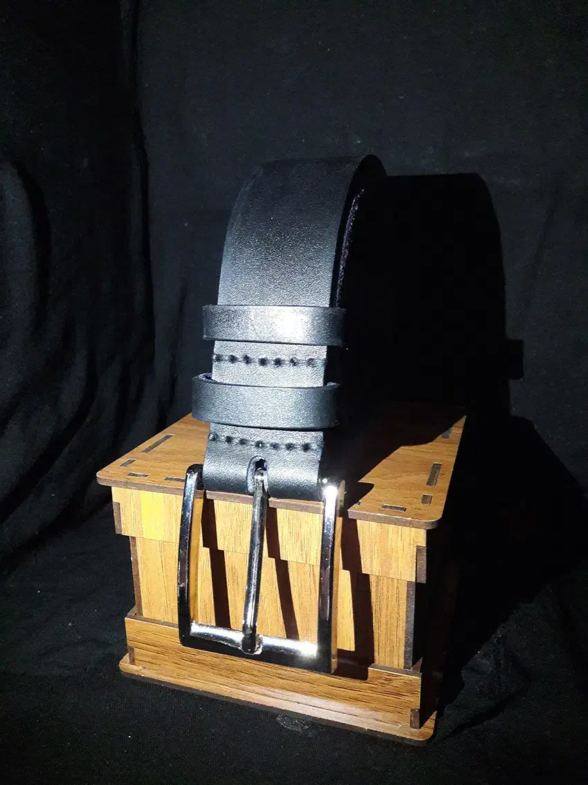 کمربند چرم طبیعی مردانه دست دوز|کیف، کفش، کمربند|کرج, اصفهانی‌ها|دیوار