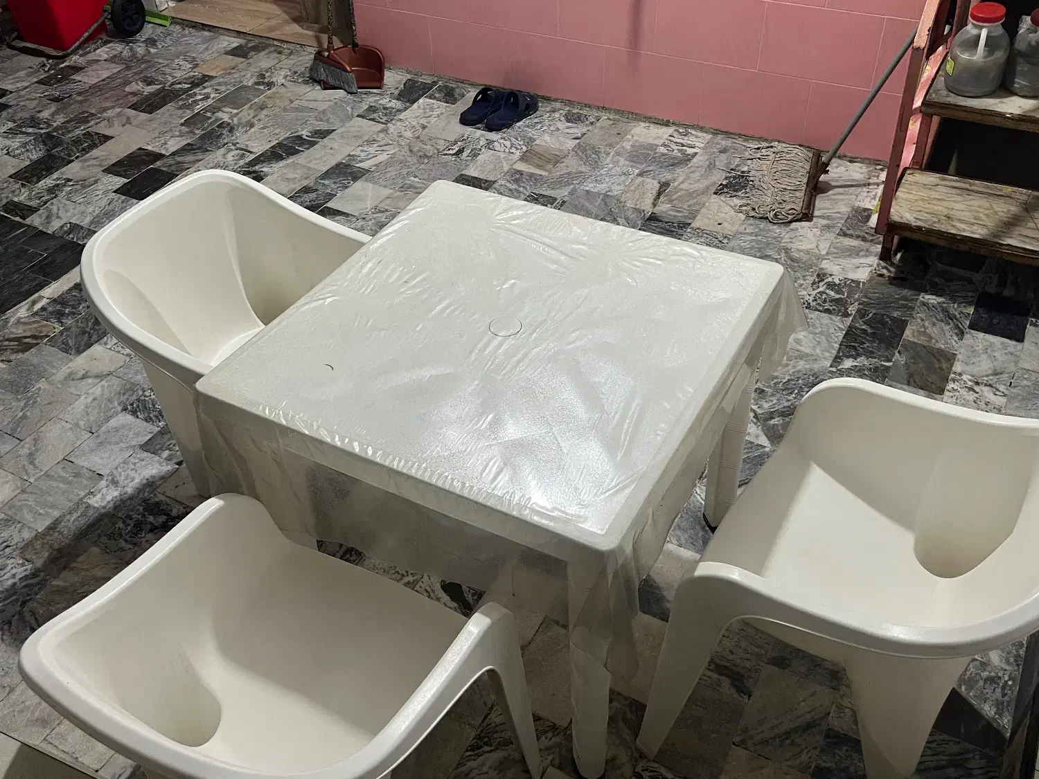 میزو صندلی فایبر گلاس|صندلی و نیمکت|ساری, |دیوار