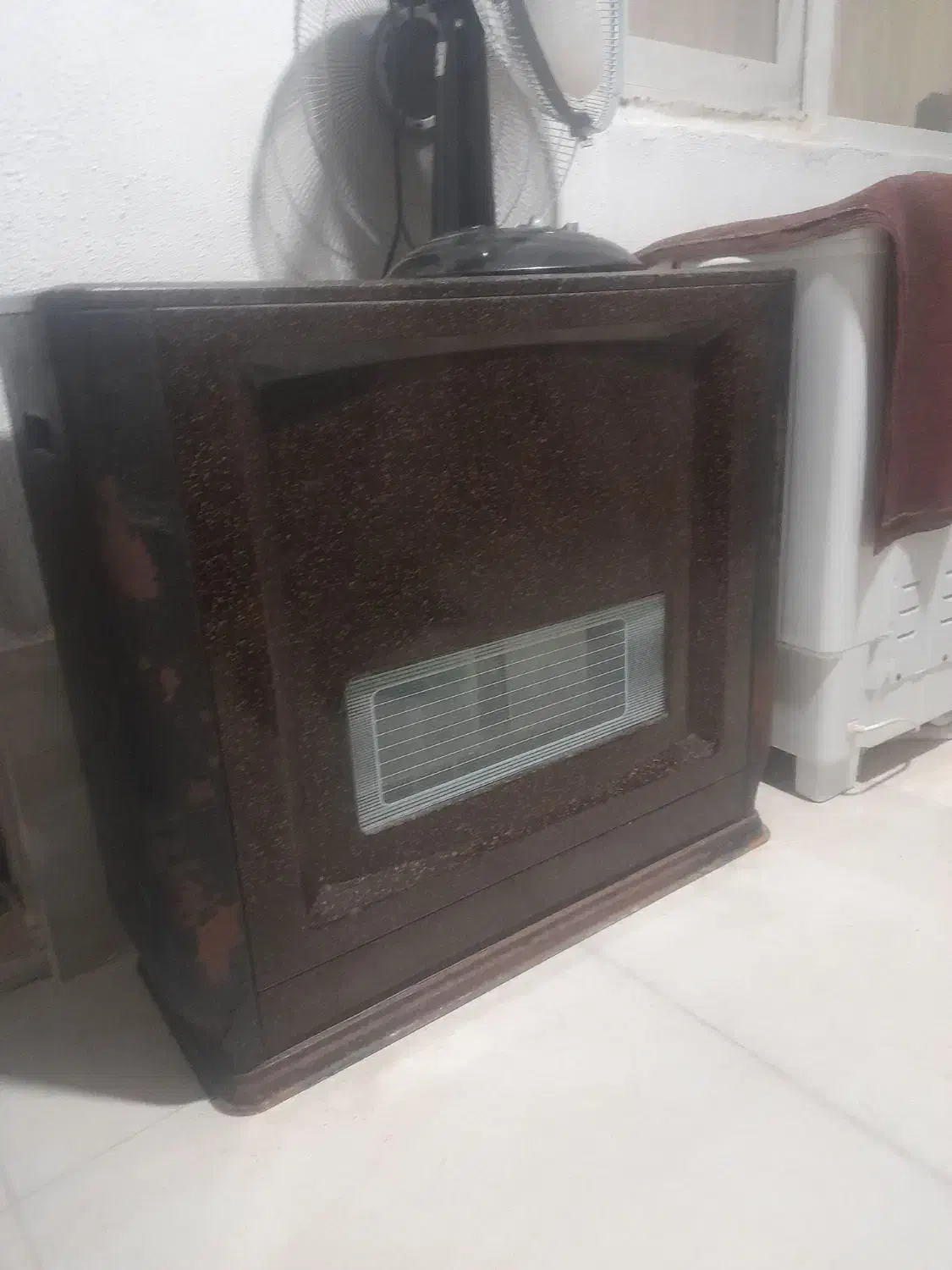 بسیارمناسب|بخاری، هیتر، شومینه|اسالم, |دیوار