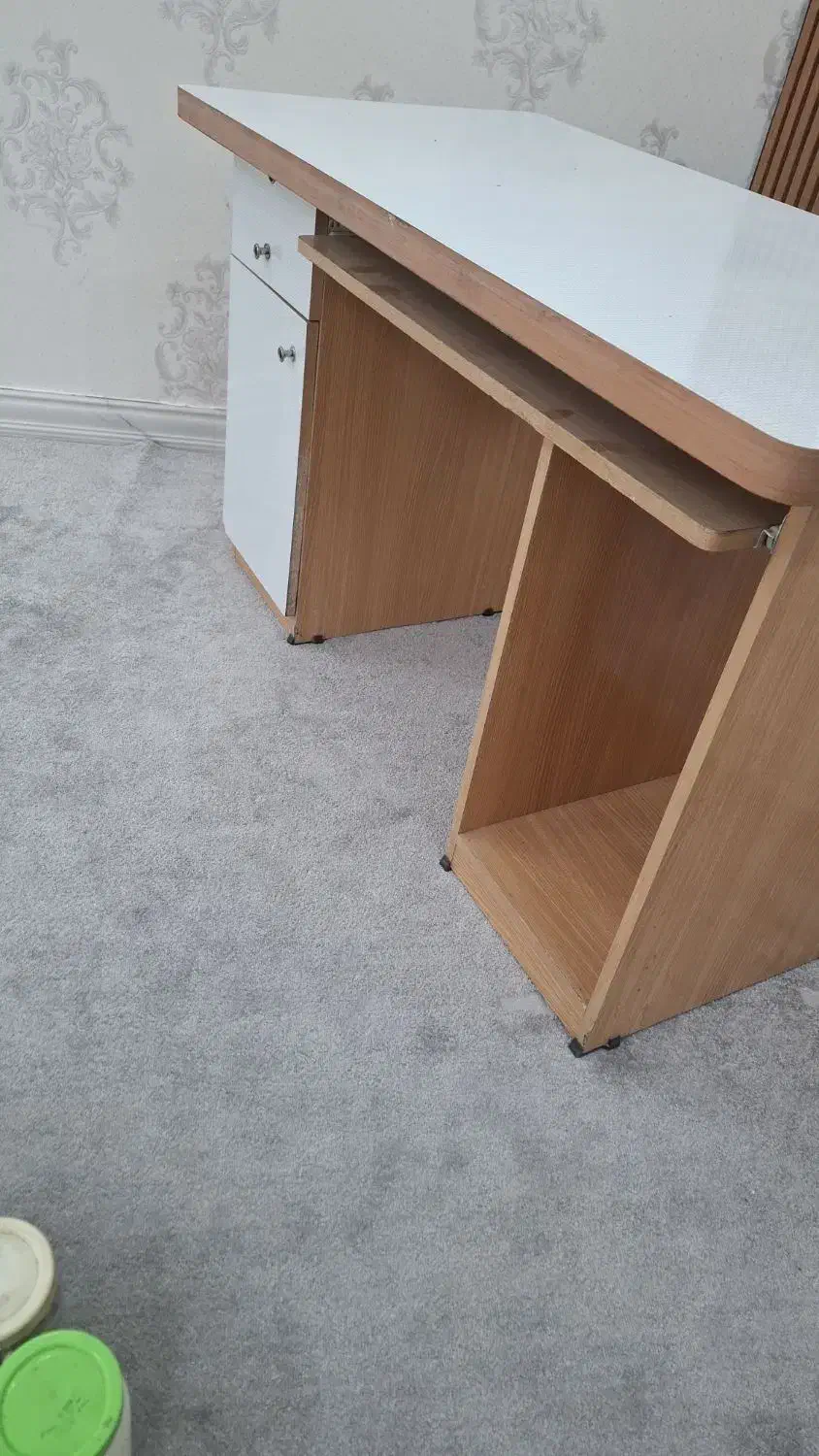 میز|میز تحریر و کامپیوتر|زنجان, |دیوار