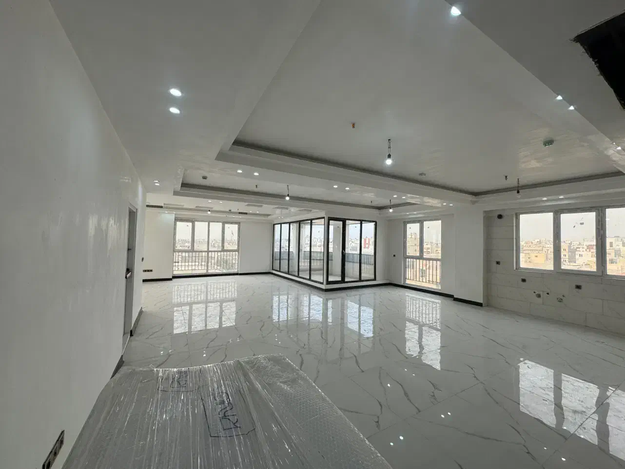 ۲۵۵متر ۴خواب *نوساز و کلیدنخورده *|اجارهٔ آپارتمان|ری, دولت‌آباد|دیوار