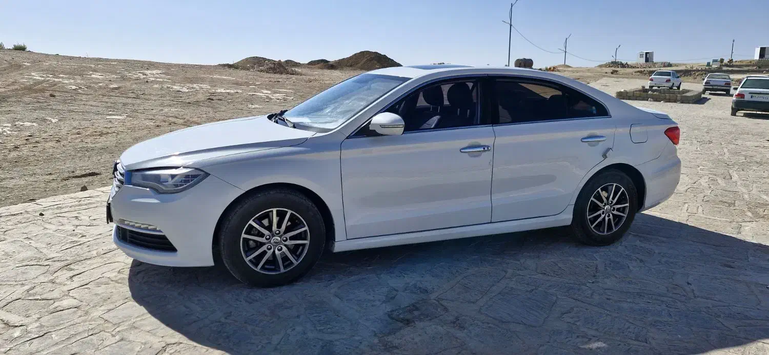 لیفان ۸۲۰|خودرو سواری و وانت|بوکان, |دیوار