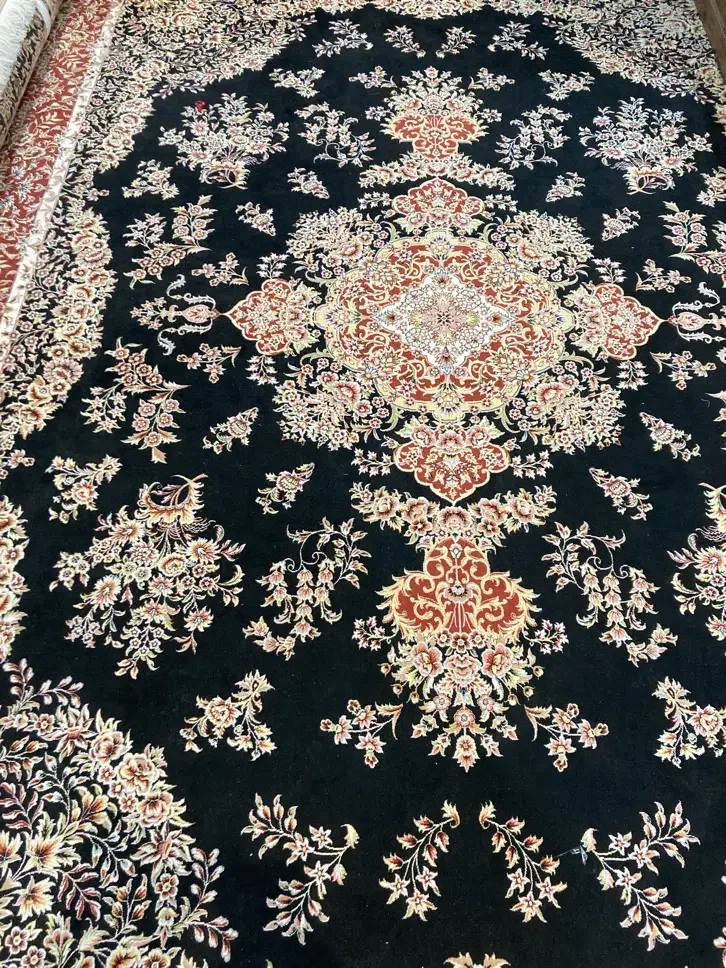 فرش ۱۲ متری در حد نو|فرش|شهرضا, |دیوار