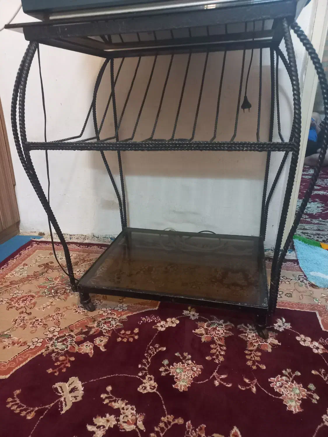 میز وتلوزیون|میز تلویزیون|مشهد, بهمن|دیوار