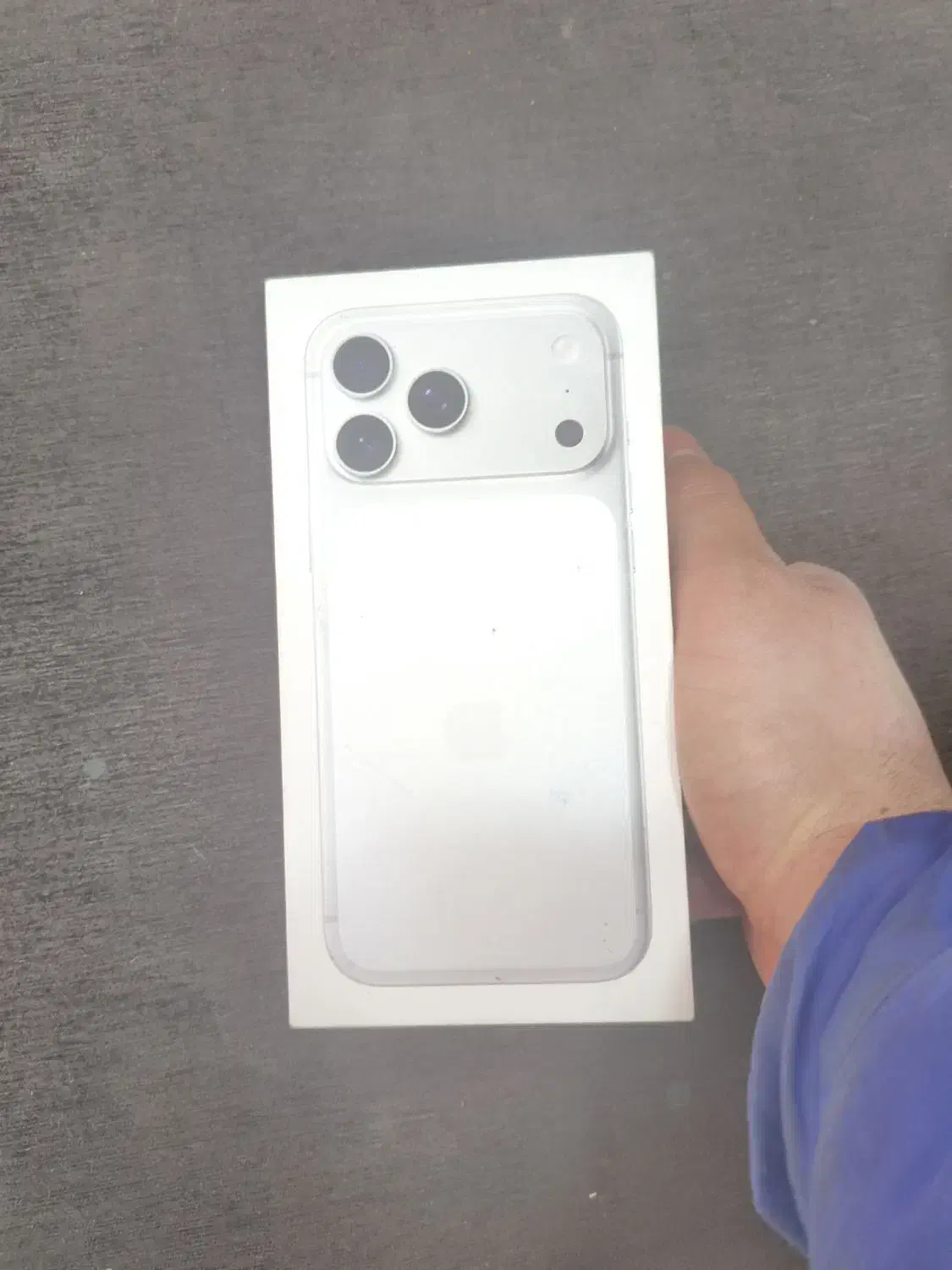 آیفون 17پرو مکس|موبایل|شیراز, باغ تخت|دیوار