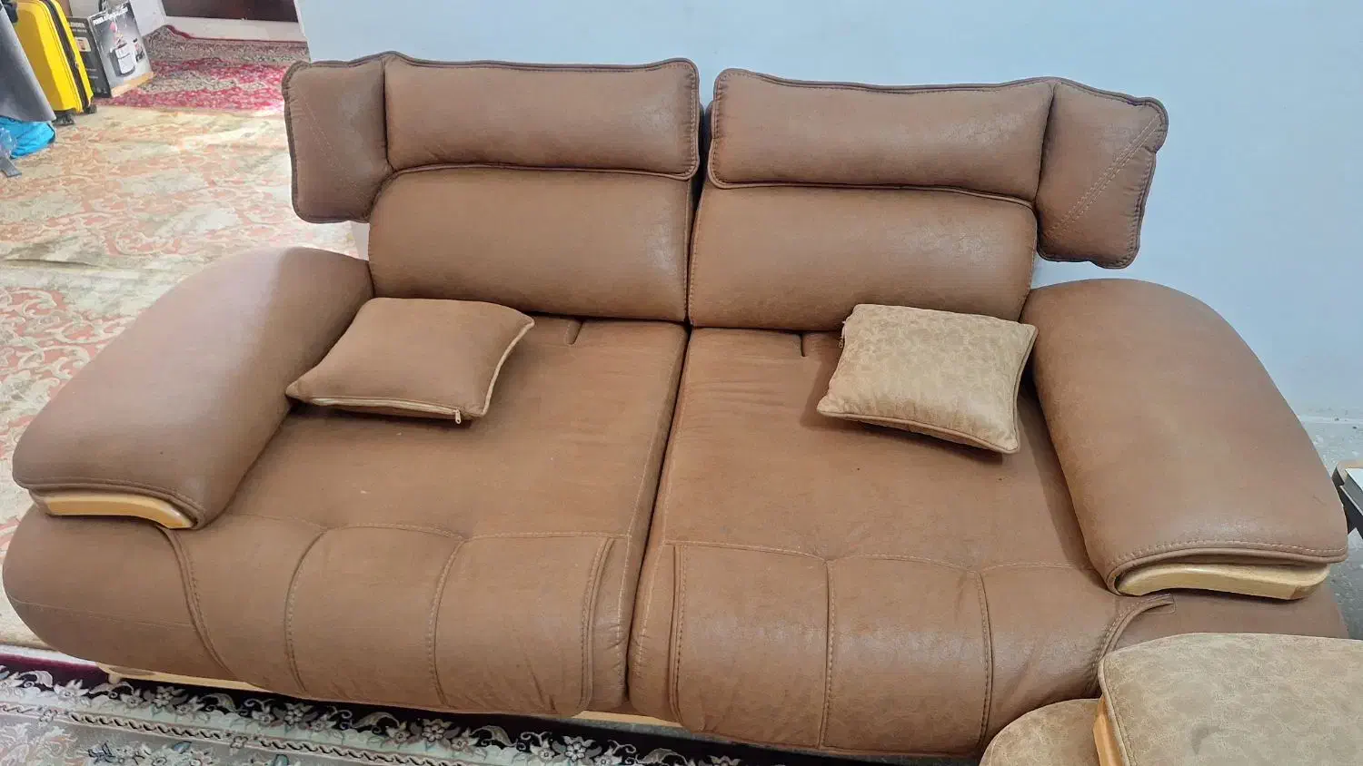 مبلمان تخت خواب شو هشت نفره با میزناهارخوری|مبلمان خانگی و میز عسلی|قم, زنبیل آباد|دیوار