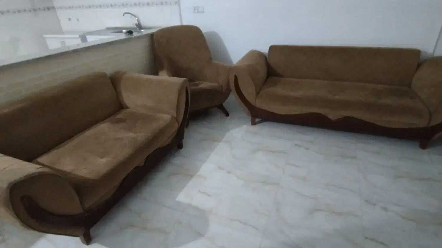 مبل و میز تلویزیون و ویترین|مبلمان خانگی و میز عسلی|ماهدشت, |دیوار