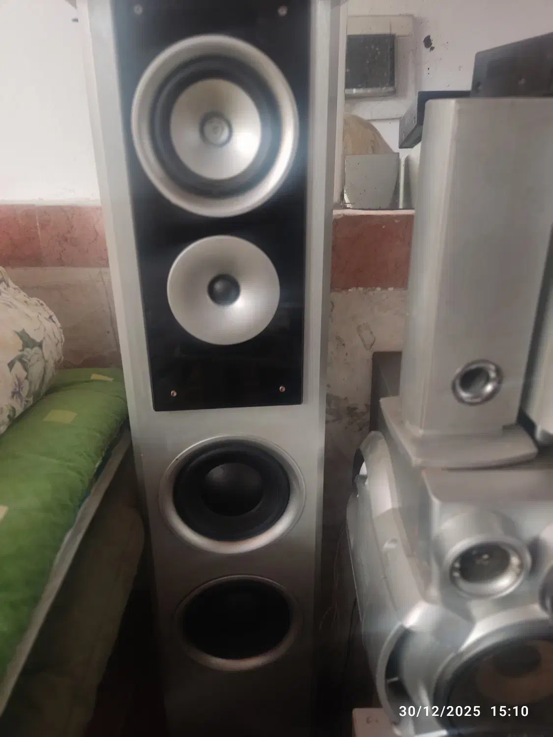 استند تکی کیفیت دار|سیستم صوتی خانگی|محمودآباد, |دیوار