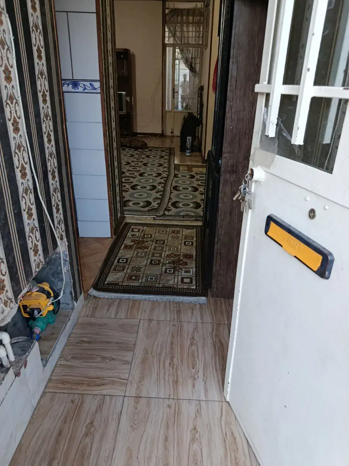 منزل مبله گلسرخ...مخصوص هموطنان با خانواده|اجارهٔ کوتاهمدت آپارتمان و سوئیت|شیراز, گل سرخ|دیوار