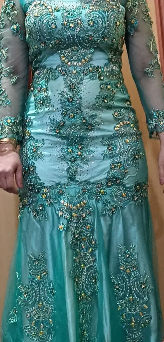 لباس مجلسی|لباس|شوش, |دیوار