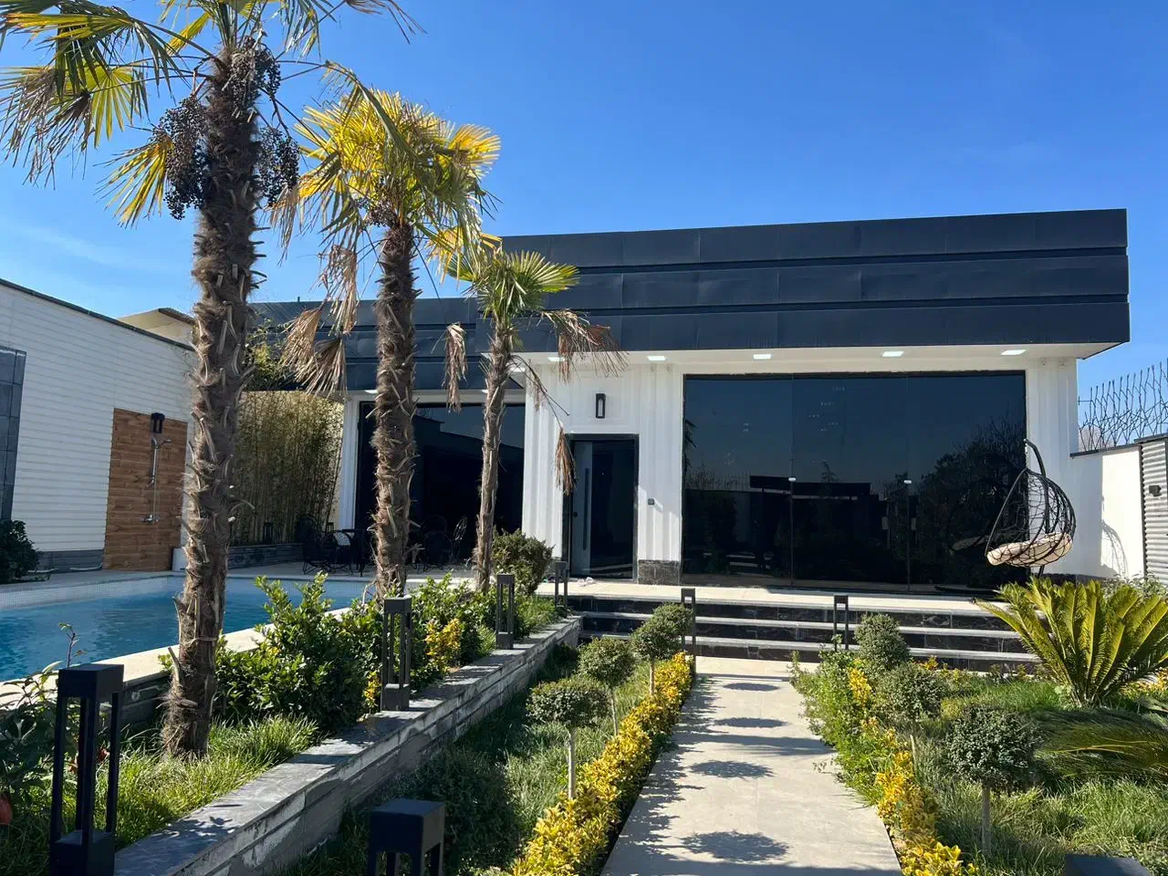 اجاره ویلا شیک و مدرن،استخر چهارفصل، سهیلیه|اجارهٔ کوتاهمدت ویلا و باغ|کرج, فاز ۲ مهرشهر|دیوار