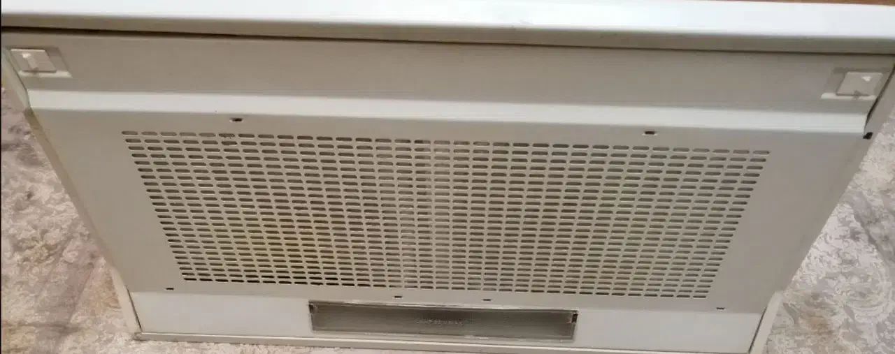 هود درسا|هود|کرج, برغان|دیوار