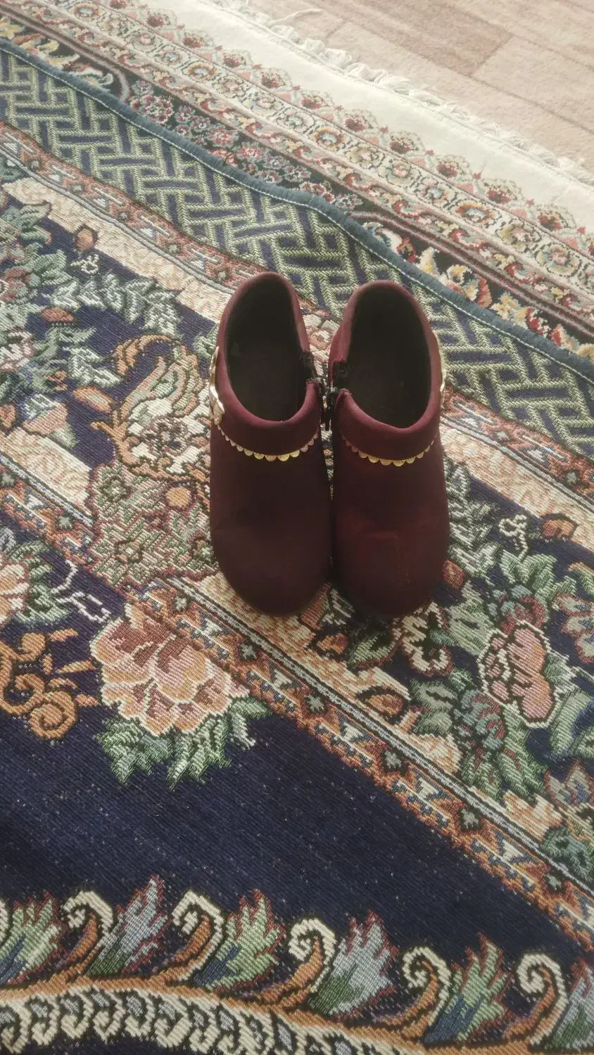 کفش مجلسی دخترانه ناز|کفش و لباس بچه|تربتحیدریه, آغوی|دیوار