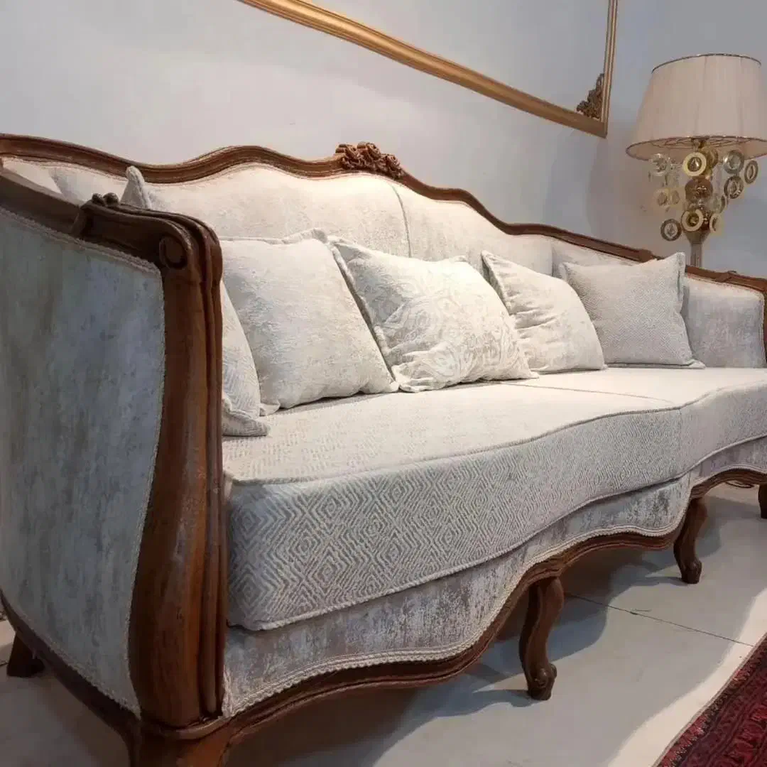 مبل کوئین فرانسوی سه گل|مبلمان خانگی و میز عسلی|چهاردانگه (تهران), |دیوار