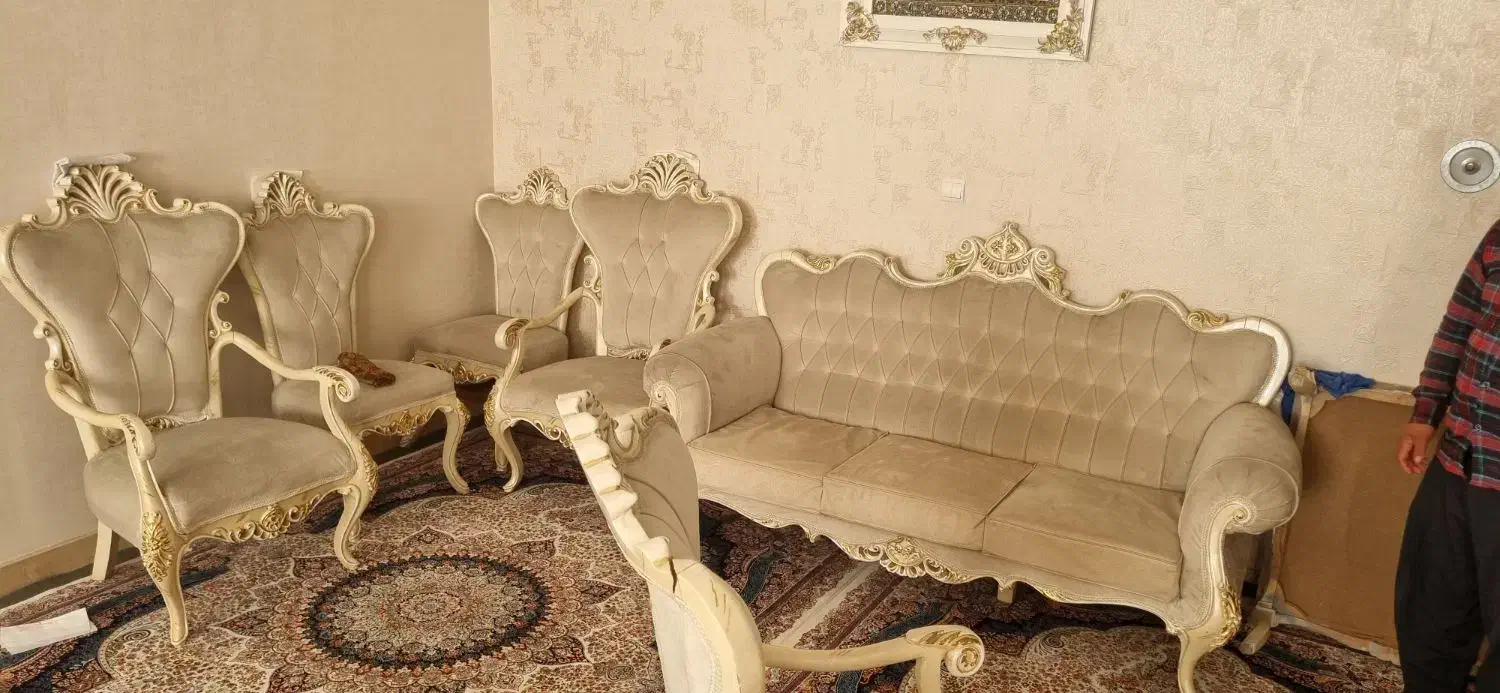 مبل در حد نو|مبلمان خانگی و میز عسلی|ری, علایین|دیوار