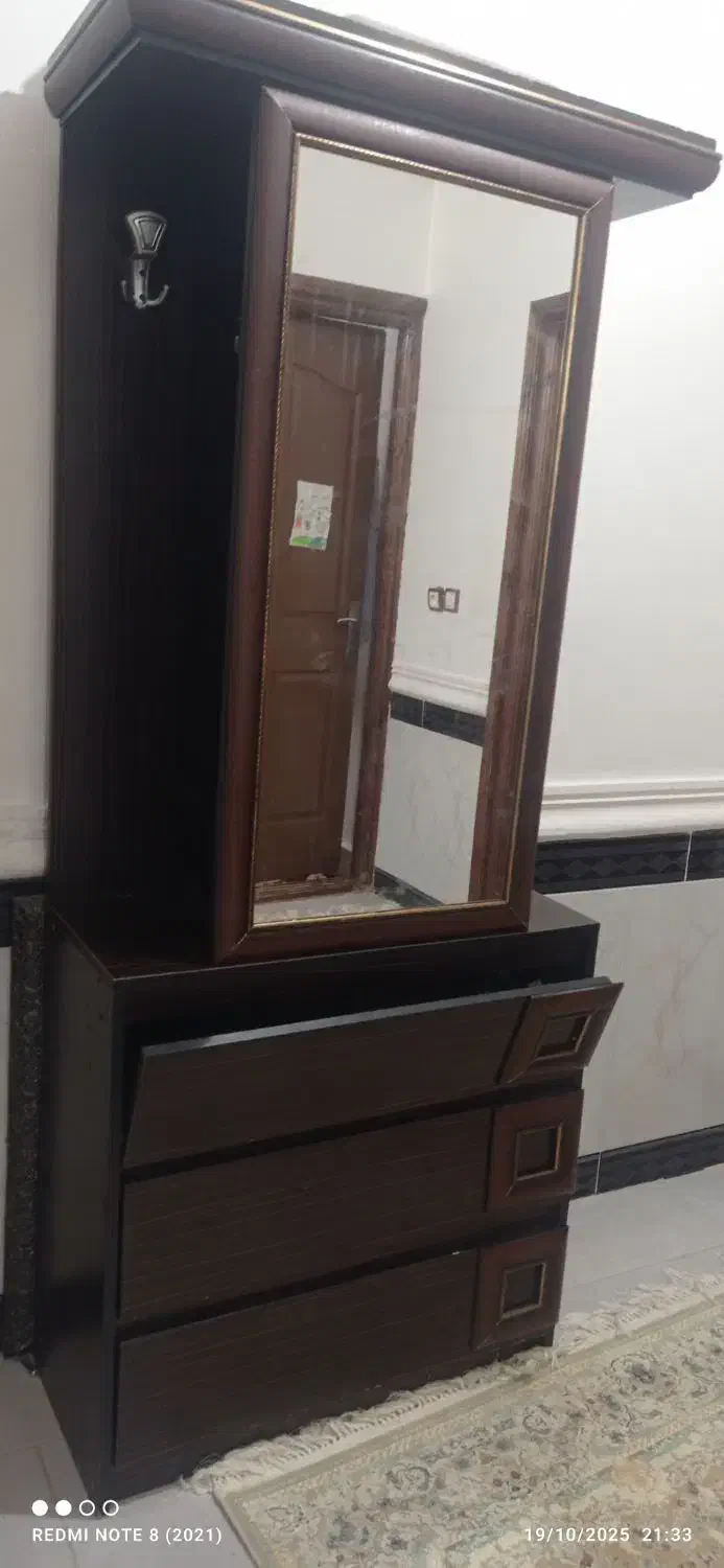 جاکفشی همراه‌جالباسی‌آینه‌دار|جاکفشی، کمد، دراور|فاضل آباد, |دیوار