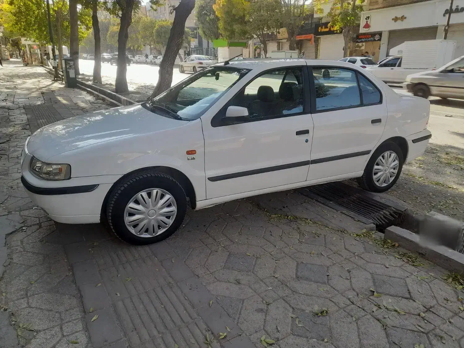 سمند ۹۳ بدون رنگ و ضربه|خودرو سواری و وانت|کرمانشاه, |دیوار