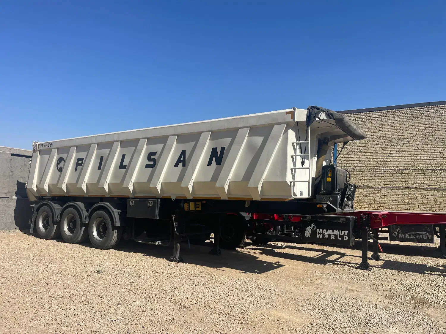 کمپرس پلیسان (ماموت)۱۴۰۰|خودرو سنگین|لامرد, |دیوار