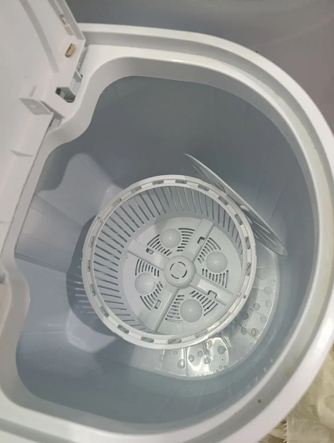 ماشین لباسشویی 5کیلویی|ماشین لباسشویی و خشککن لباس|اردکان, |دیوار