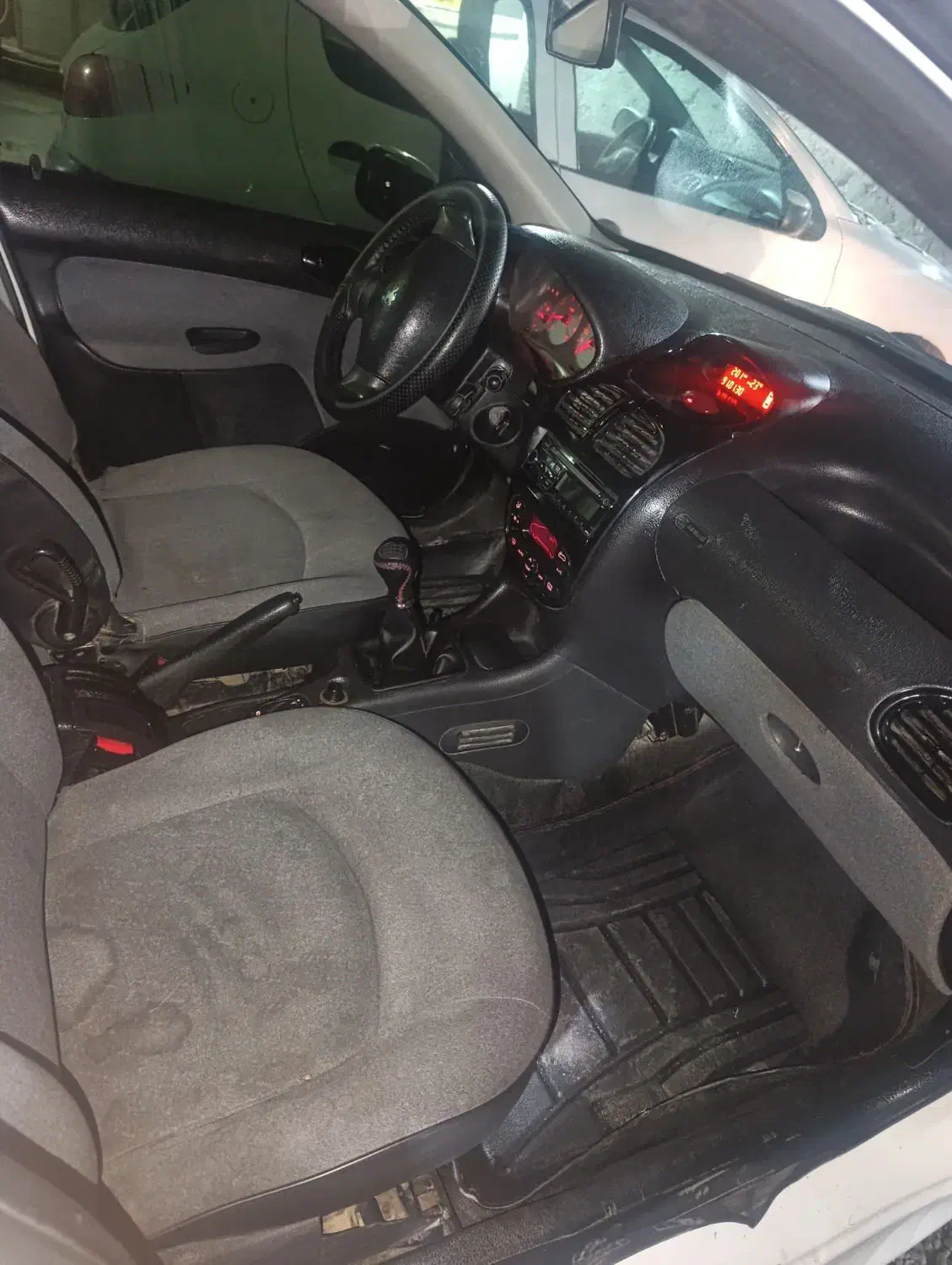 پژو206تیپ 5|خودرو سواری و وانت|یزد, |دیوار