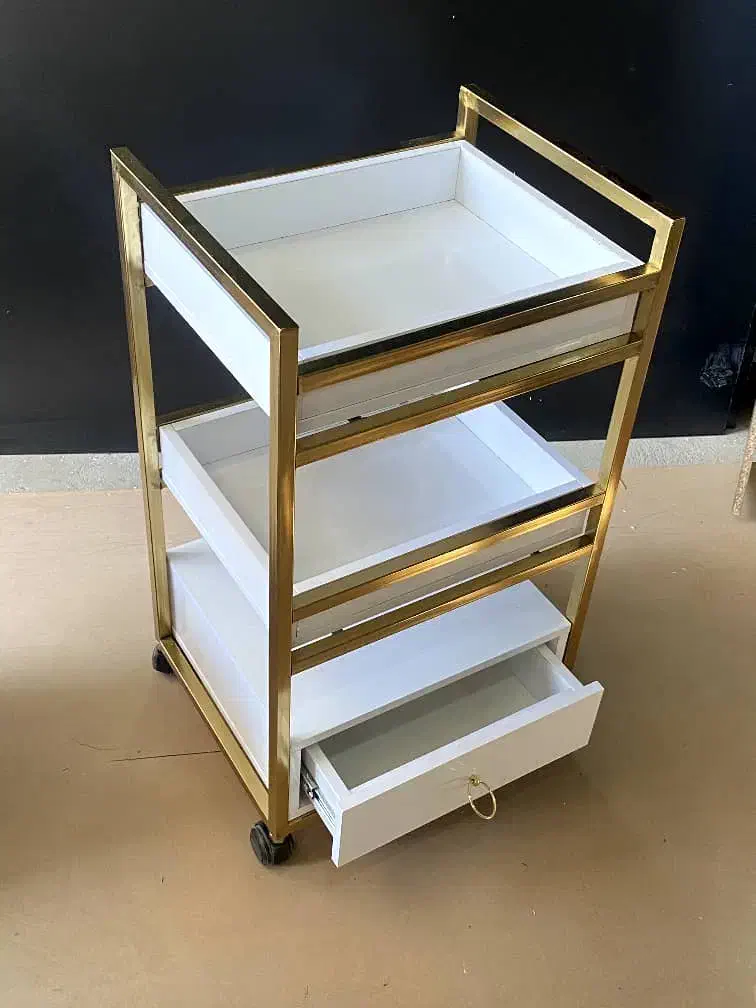 ترولی و تجهیزات ارایشگاهی و میز ناخن و استند|آرایشگاه و سالن‌های زیبایی|چهاردانگه (تهران), |دیوار