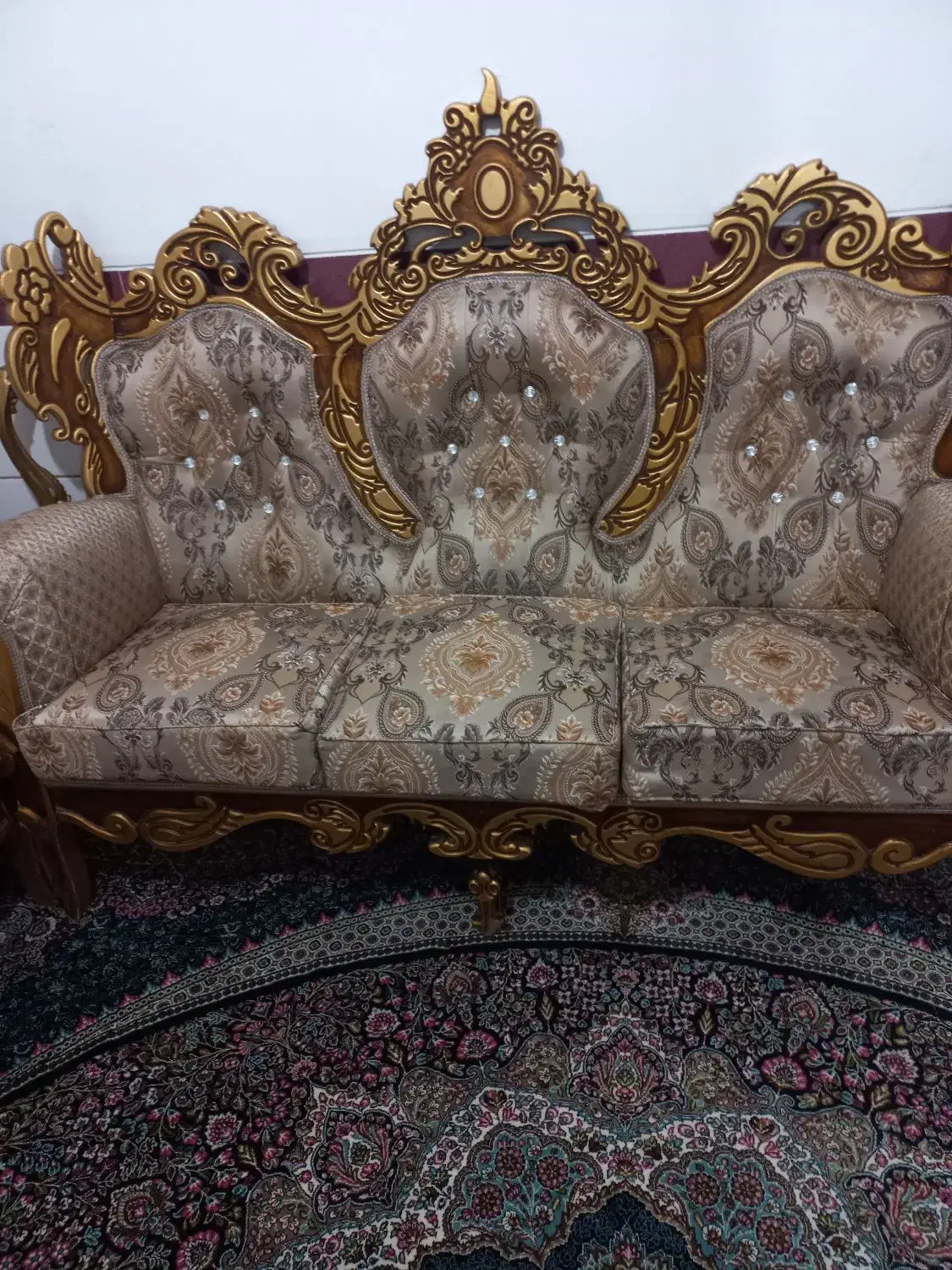 مبل در حد نو|مبلمان خانگی و میز عسلی|بومهن, |دیوار