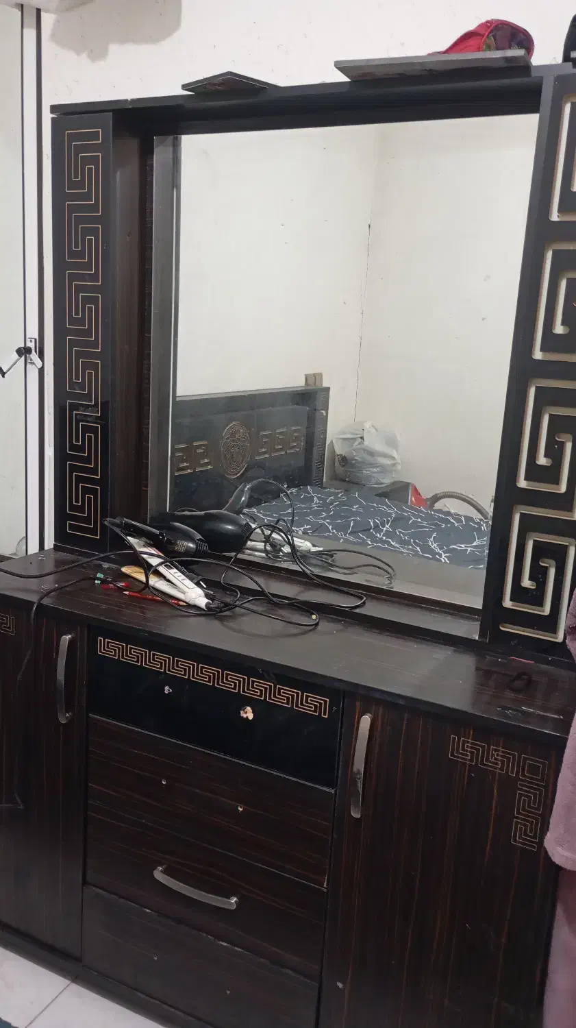 سرویس خواب|تخت و سرویس خواب|سیرجان, |دیوار