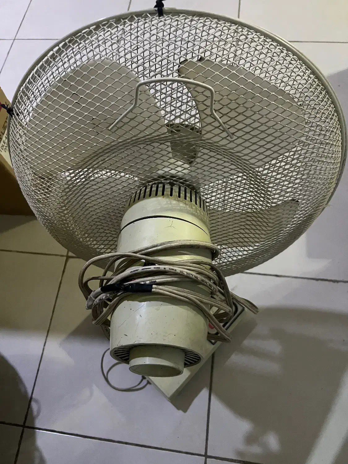 پنکه رومیزی پارس خزر|پنکه و تصفیهکنندهٔ هوا|قزوین, |دیوار