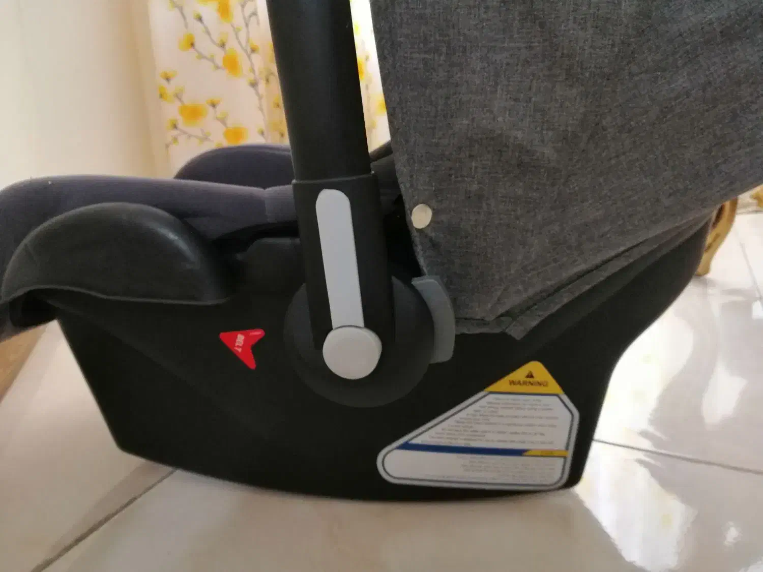 کریر و قنداق فرنگی|اسباب و اثاث بچه|ماهدشت, |دیوار