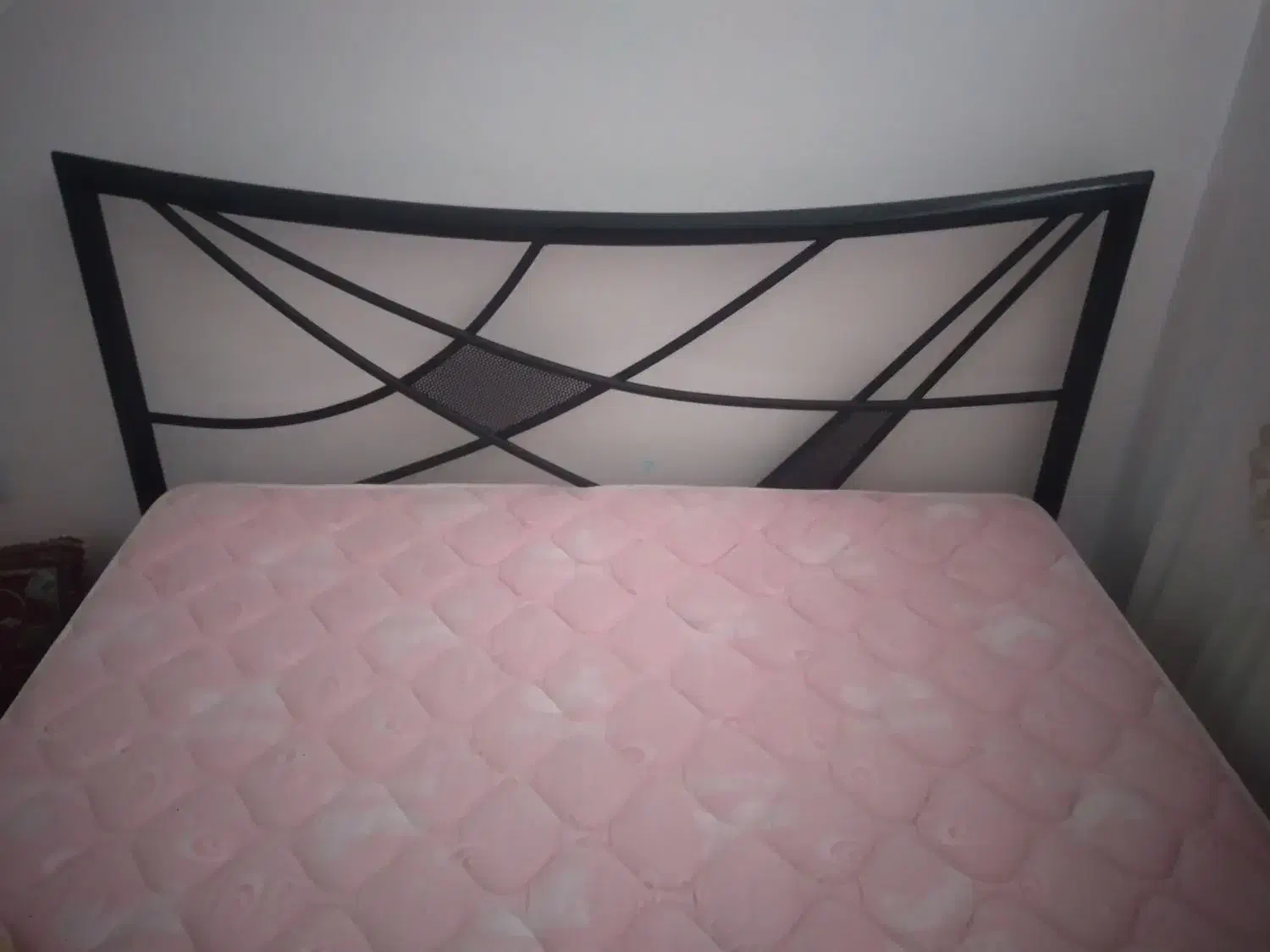 تخت دونفر  طرح دار|تشک تختخواب|ساوه, |دیوار