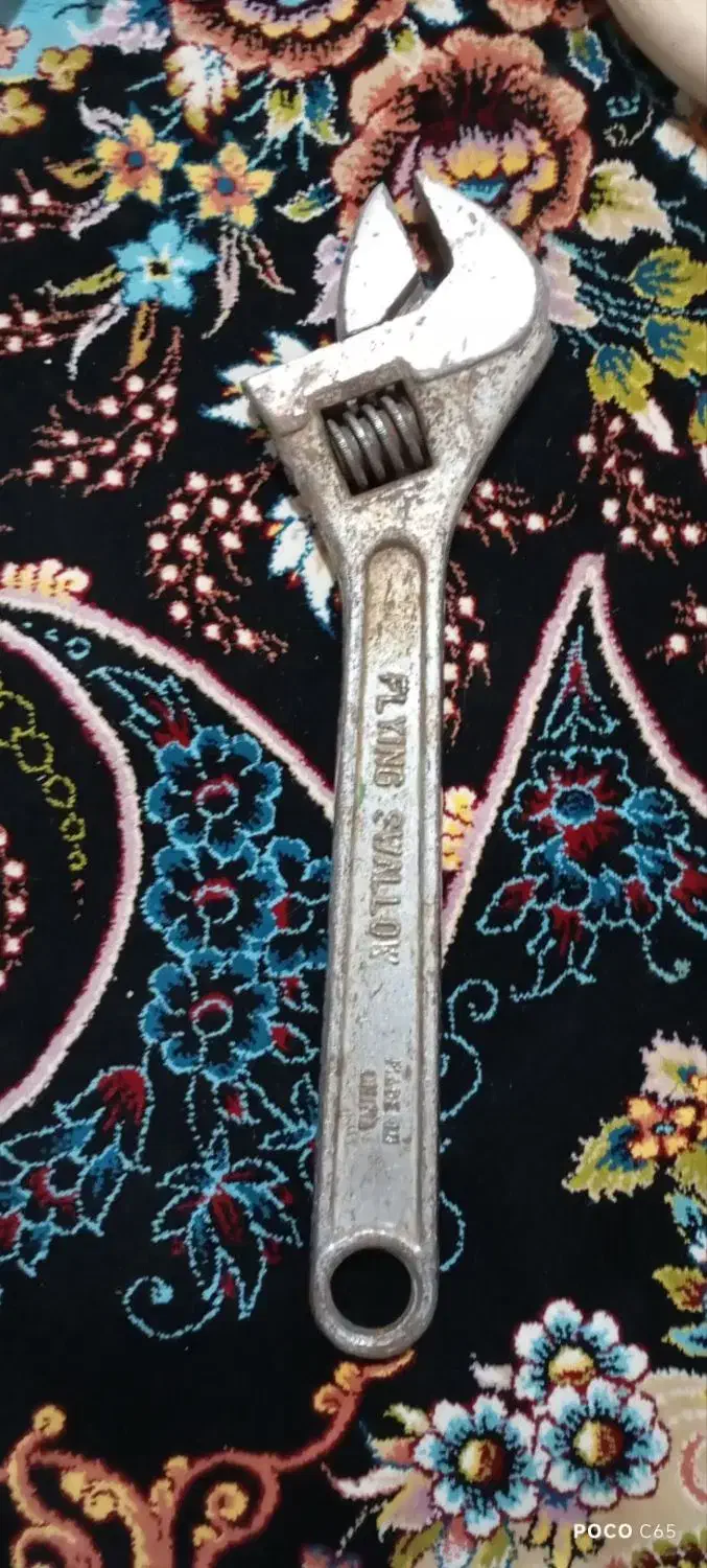 تعدادی ابزار|ابزارآلات|بومهن, |دیوار