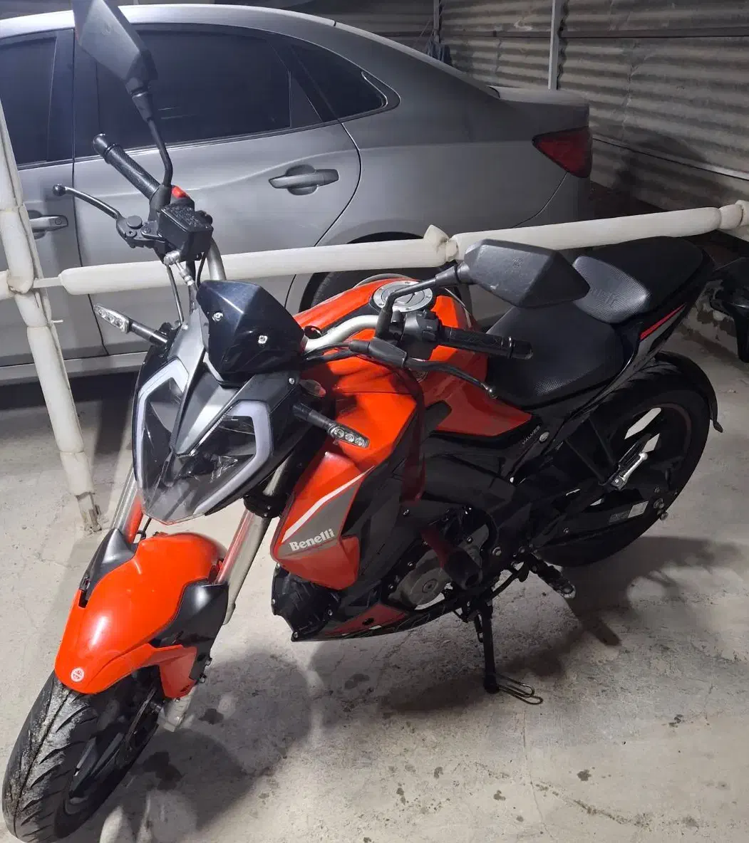 بنلی ۱۸۰ اس|موتورسیکلت|تهران, آشتیانی|دیوار