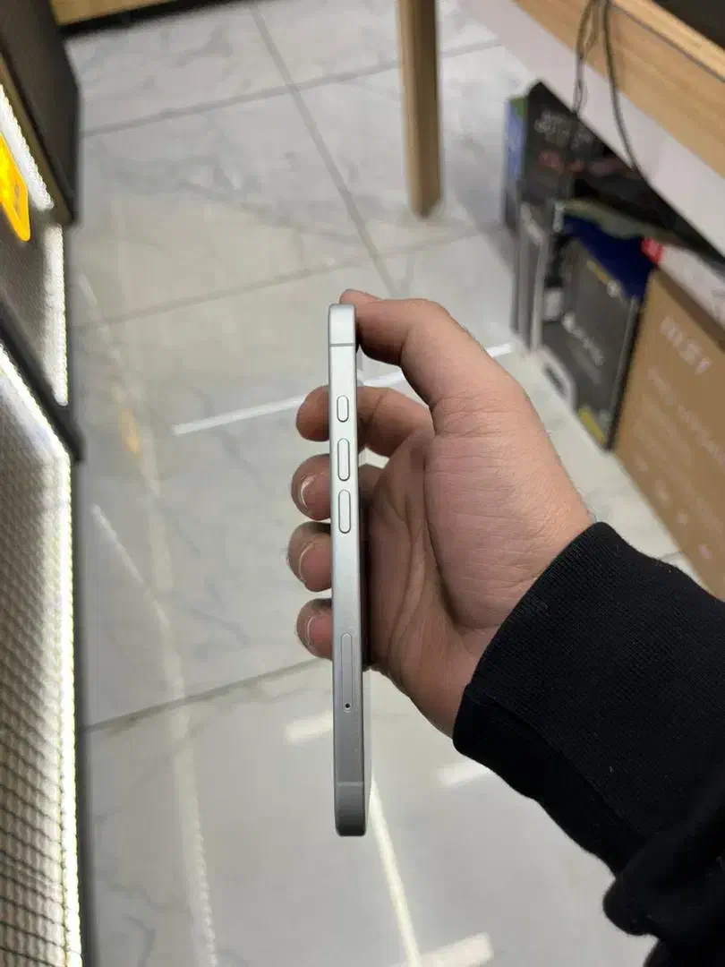 آیفون ۱۶ ۱۲۸|موبایل|پردیس, فاز ۳|دیوار