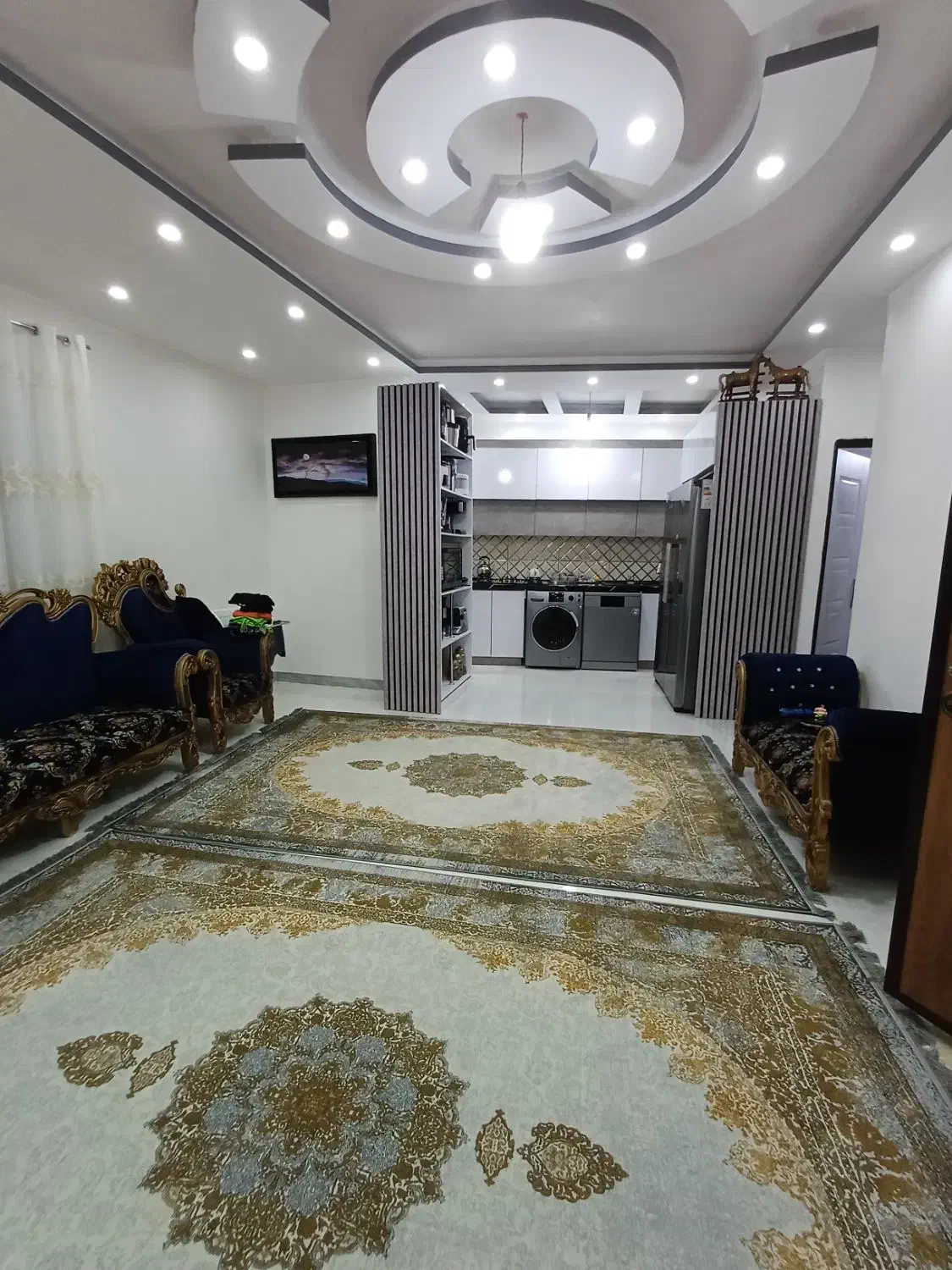 فروش واحد طبقه دوم با پارکینگ ۱۰۰متری در حمیدیان|فروش آپارتمان|رشت, پاره بیجار|دیوار