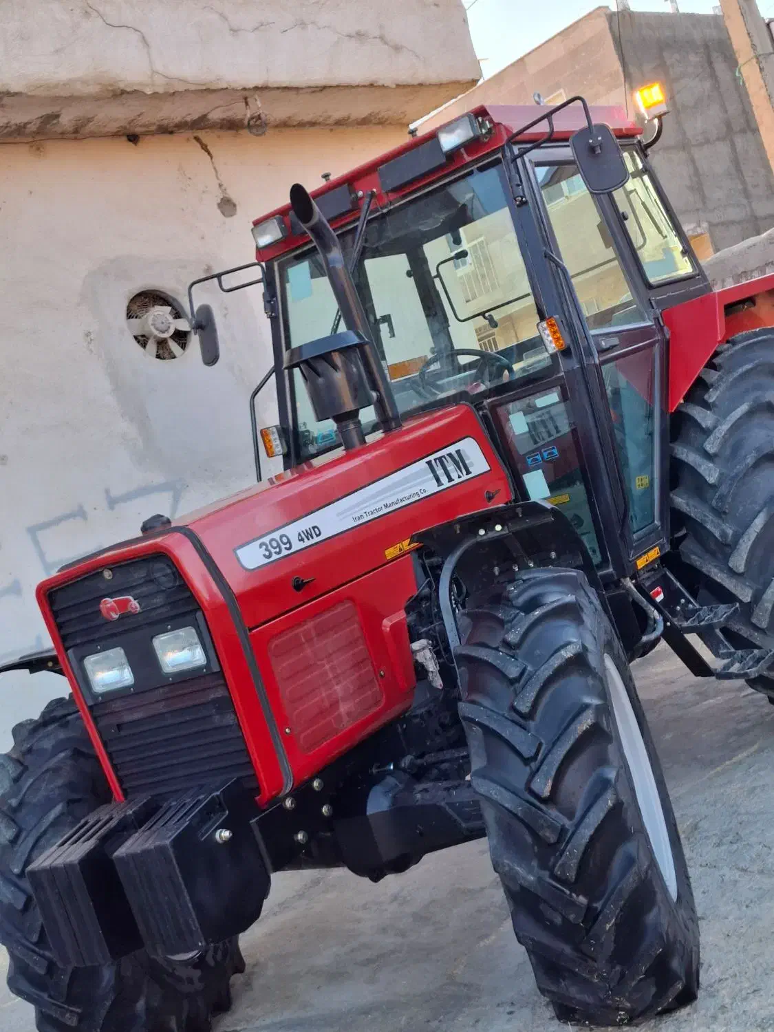 تراکتور شش سیلندر|خودرو سنگین|حسین آباد, |دیوار