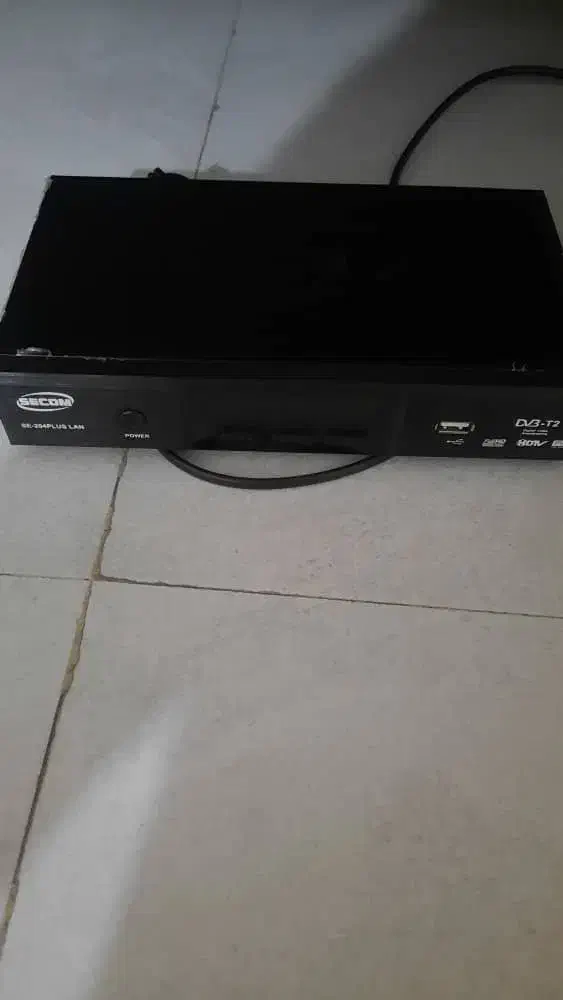 ساموسنگ ۳۷ اینچ همراه گیرنده|تلویزیون و پروژکتور|تهران, ورزشگاه آزادی|دیوار