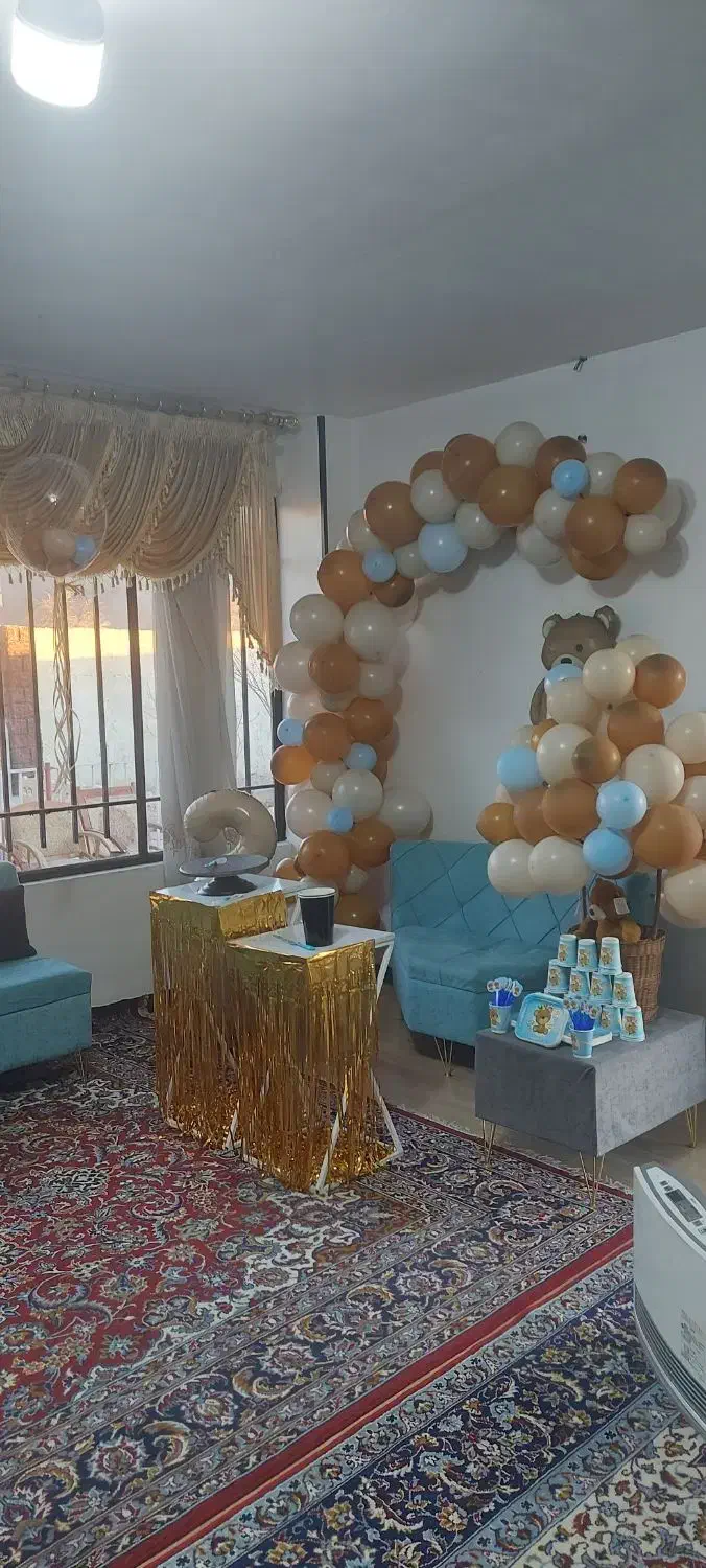 تم تولد|اسباب‌‌بازی|ابریشم, |دیوار