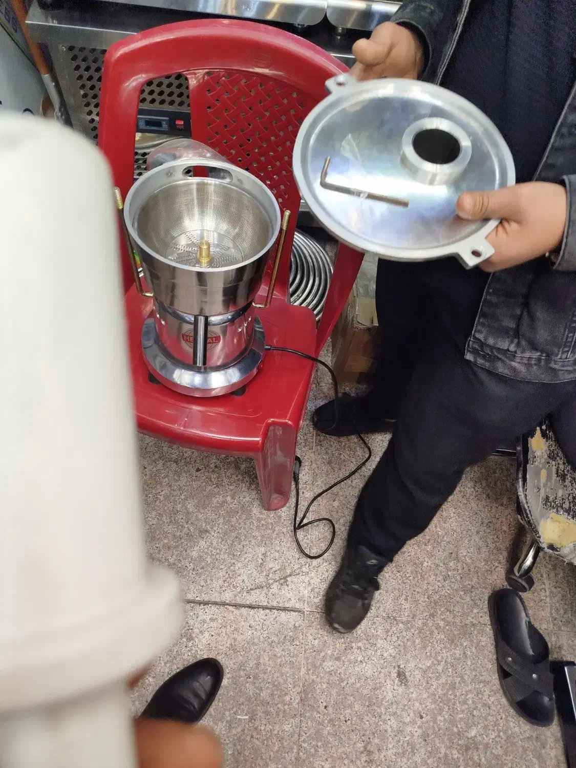 آبمیوه گیری عصاره گیری هلال + گارانتی|آبمیوهگیر و آبمرکباتگیر|ماهان, |دیوار