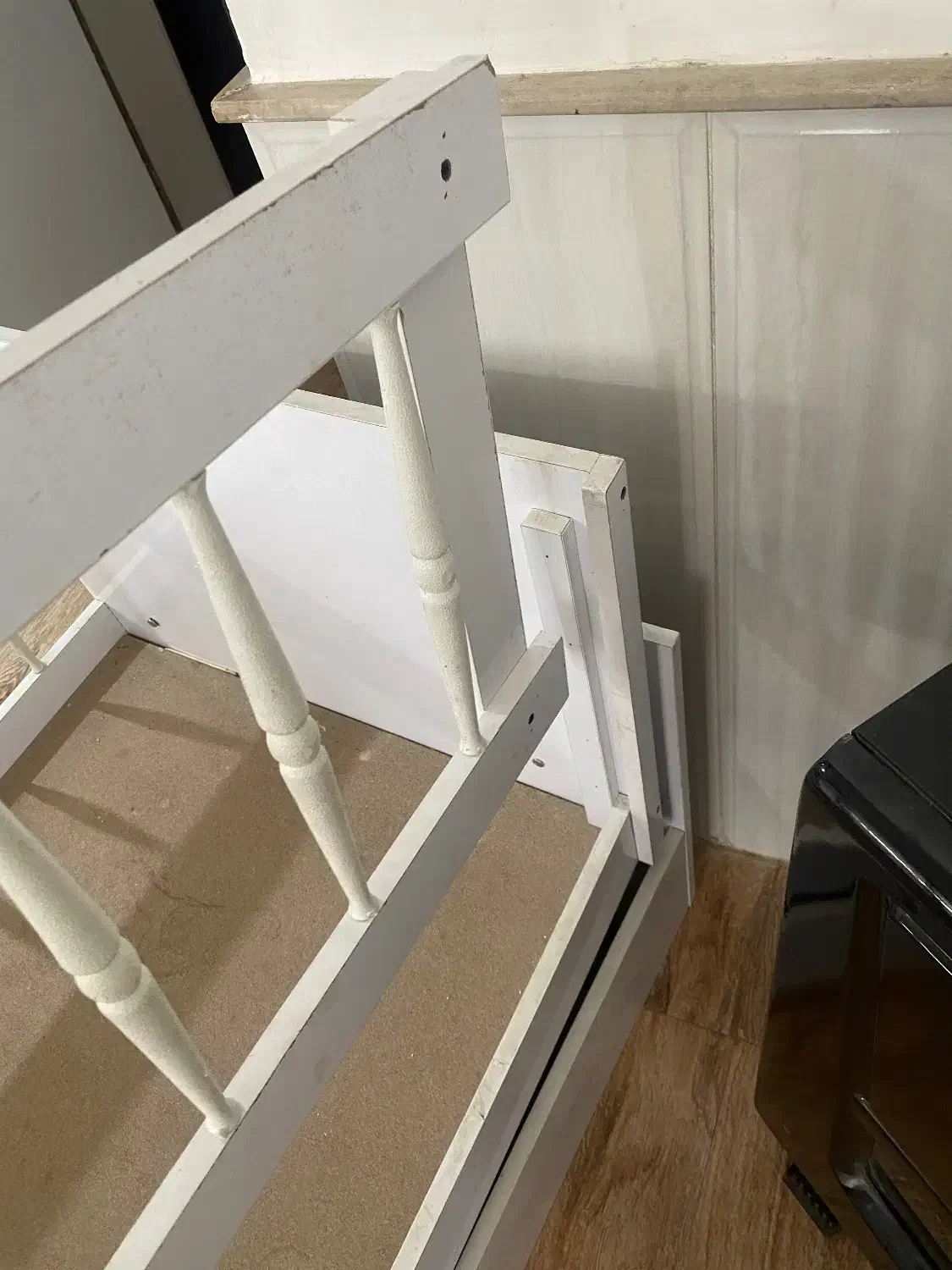 تخت کودک|تخت و صندلی بچه|نیشابور, شهید بهشتی|دیوار