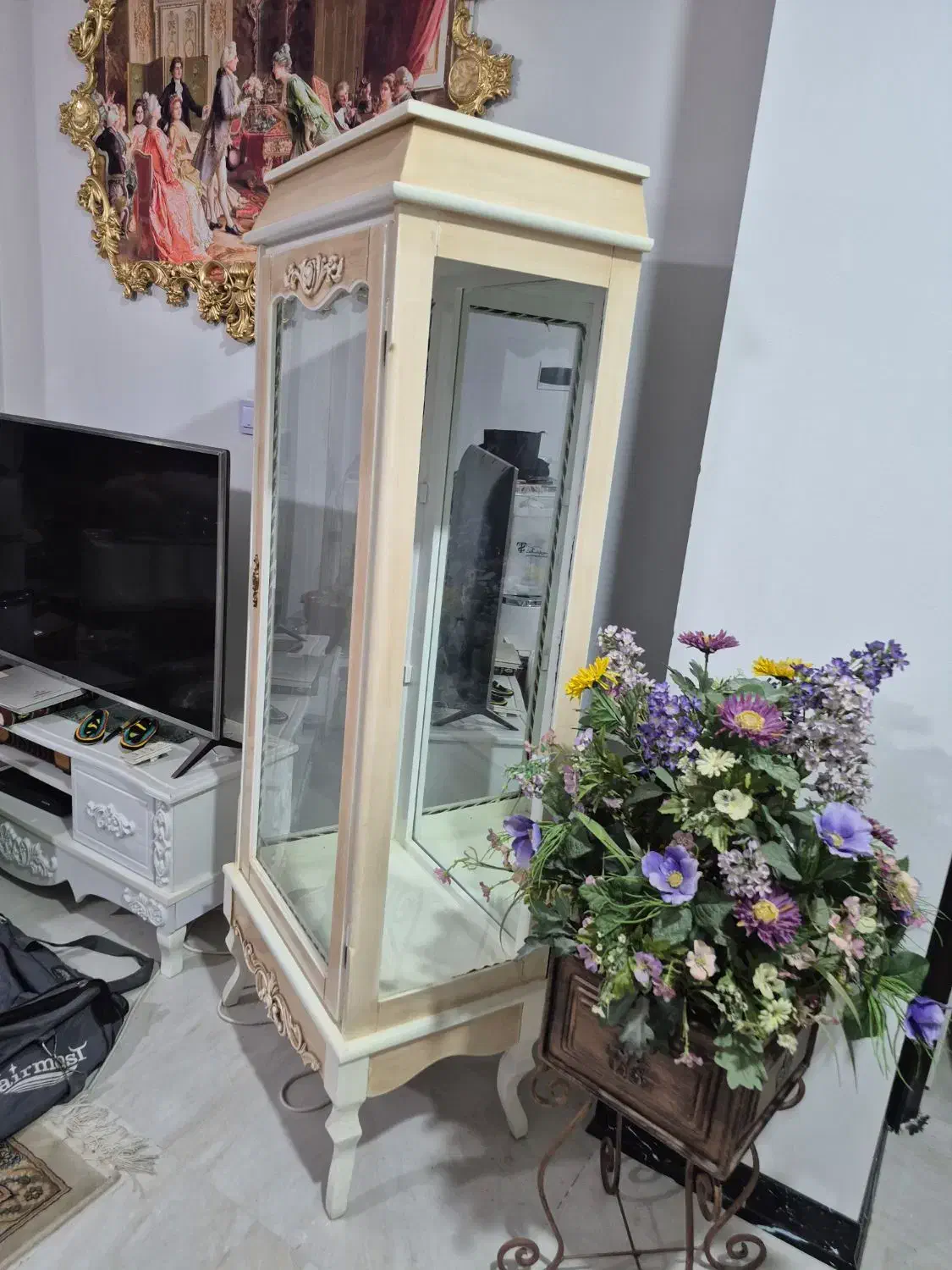 ویترین کاملا نو و سالم|بوفه، ویترین، کنسول|اصفهان, فرح آباد|دیوار