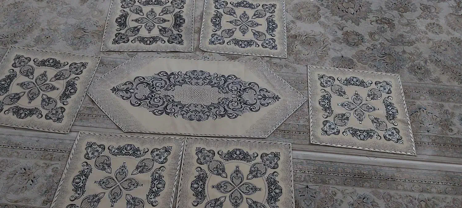 رومیزی|پرده، رانر، رومیزی|قم, دانش|دیوار