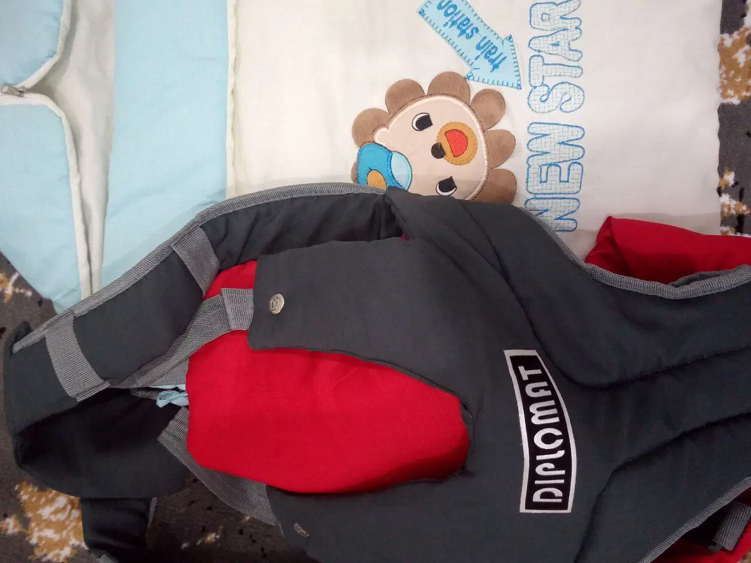 آغوشی بچه|کالسکه و لوازم جانبی|تالش, هشتپر|دیوار