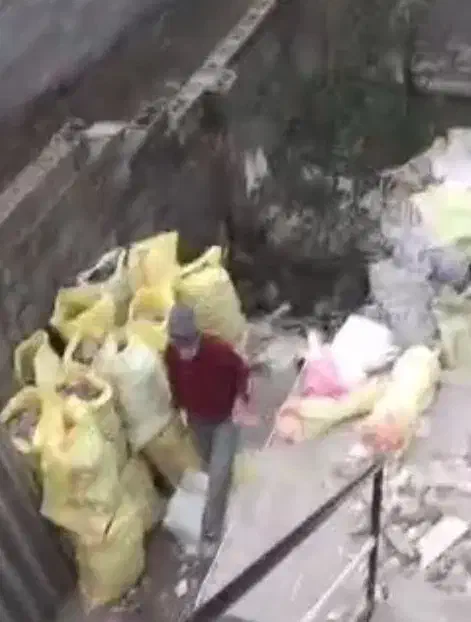 نخاله کیسه شده|مصالح و تجهیزات ساختمان|رودسر, |دیوار