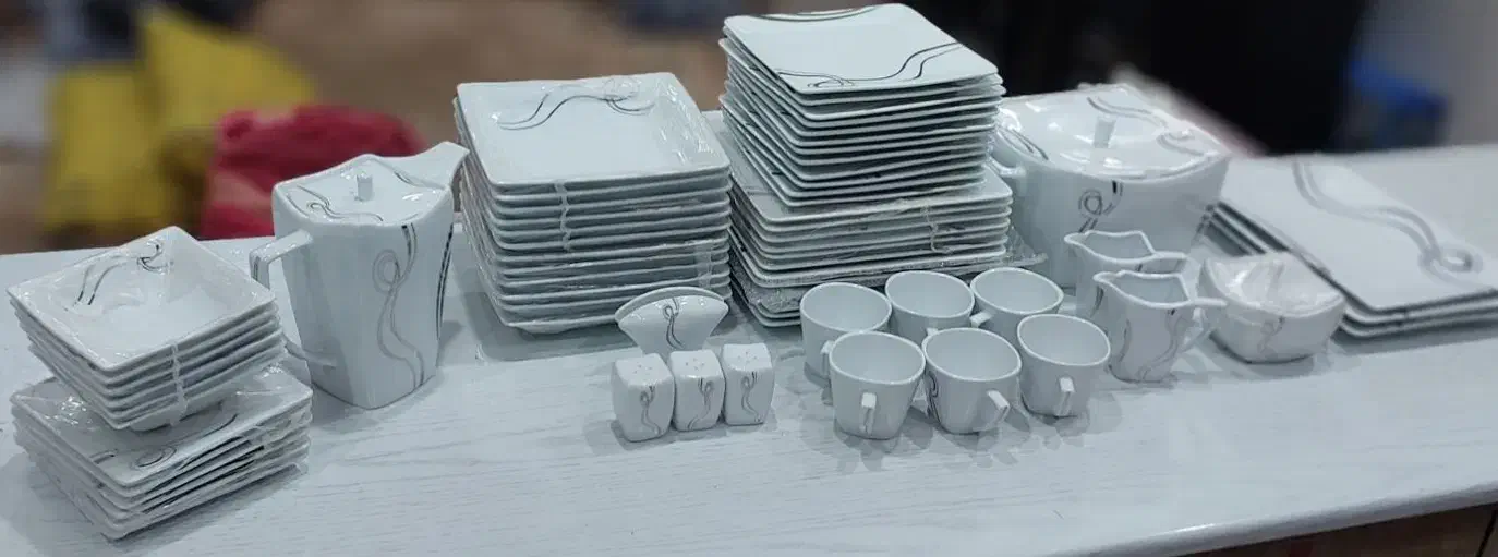 سرویس پذیرای چینی پارمیس ۱۲ نفره|ظروف سرو و پذیرایی|تهران, وحیدیه|دیوار