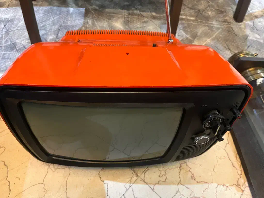 تلویزیون قدیمی توشیبا ژاپن|تلویزیون و پروژکتور|تهران, هروی|دیوار