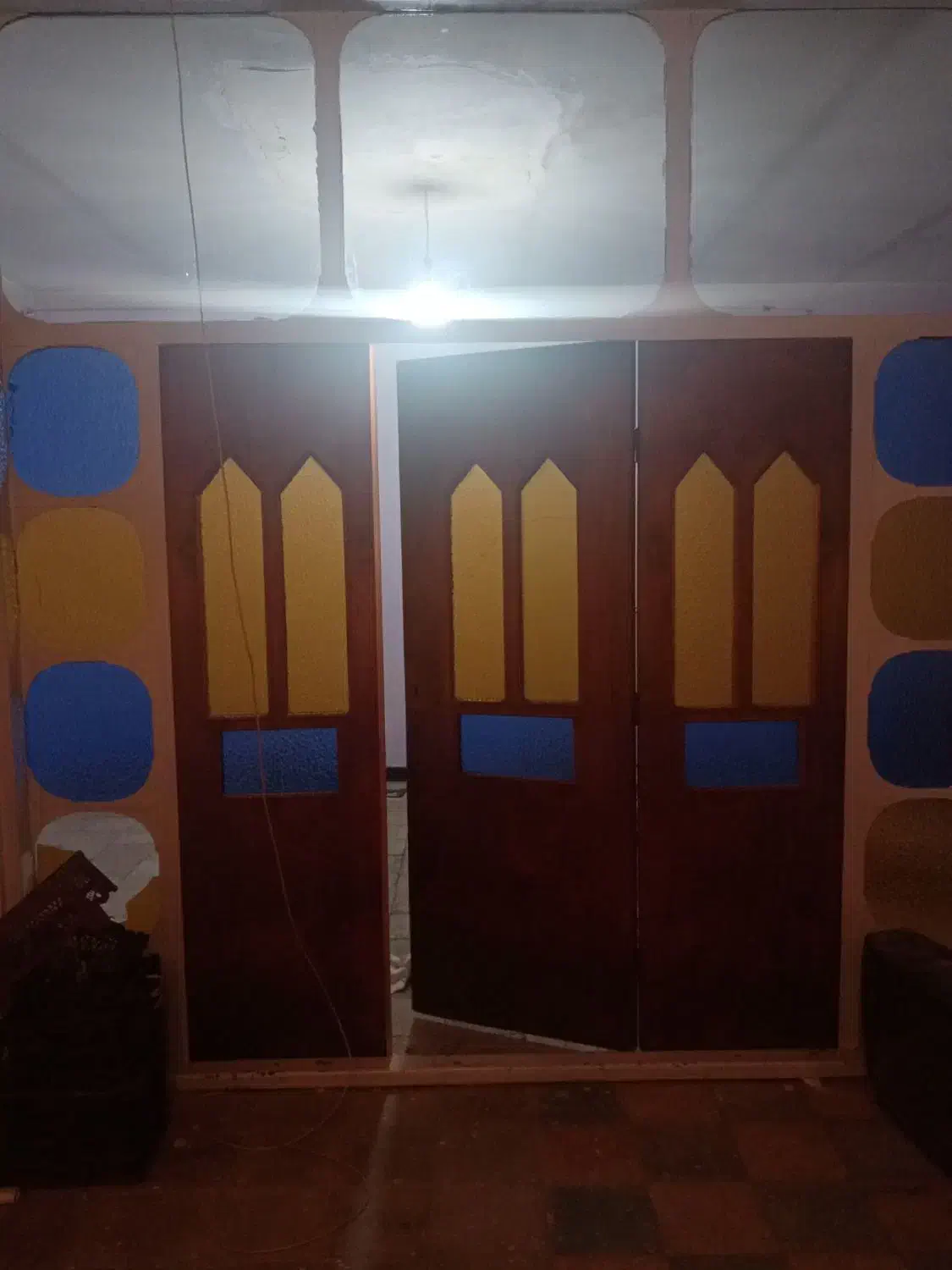 درب چوبی سالم سالم|مصالح و تجهیزات ساختمان|کرمان, |دیوار