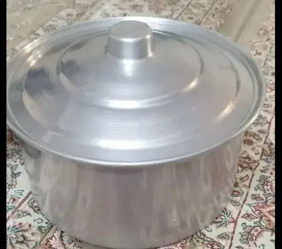 قابلمه روحی نو نو معاوضه هم با گوشی دارم|ظروف پخت‌وپز|دوگنبدان, |دیوار