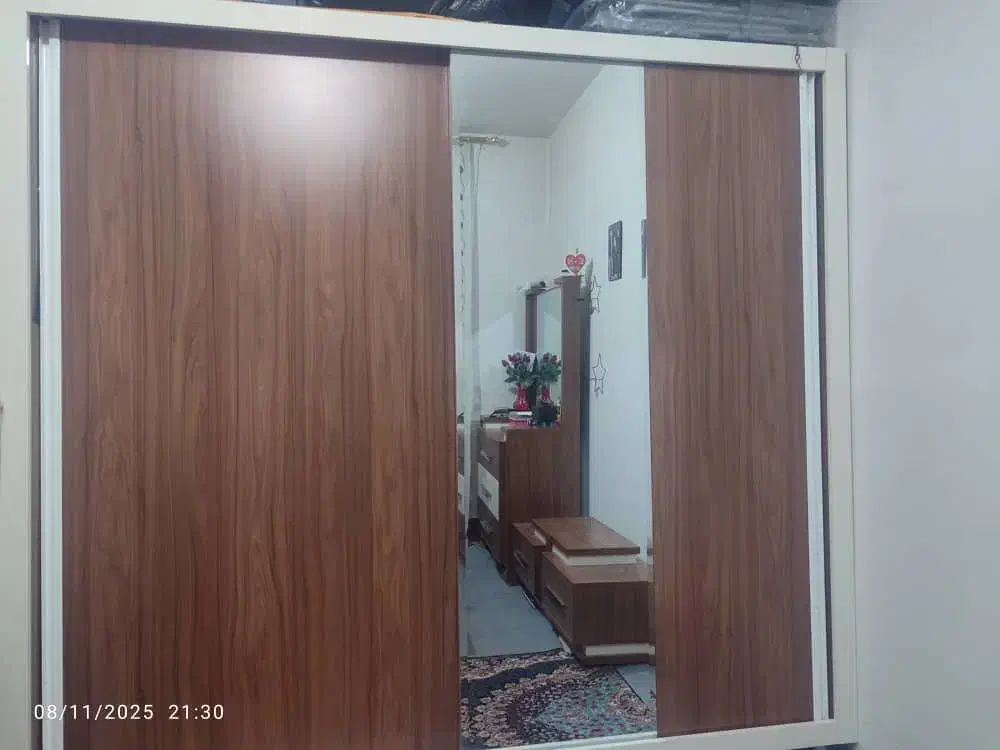 یک عددکمدلباس|جاکفشی، کمد، دراور|نقده, |دیوار