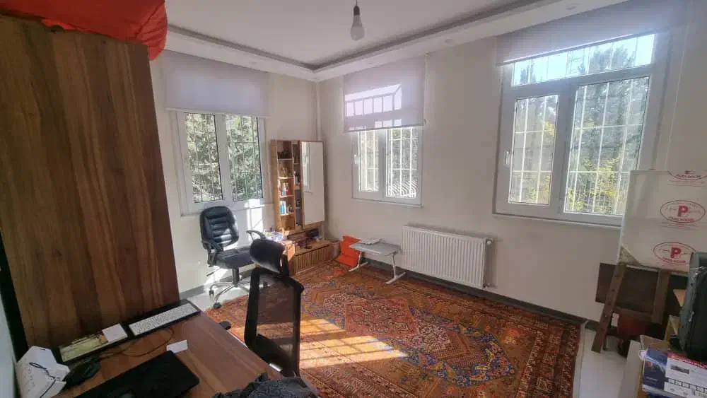 ۱۳۰متر ۳خوابه پونک همیلا شهرک هما درحدنوساز