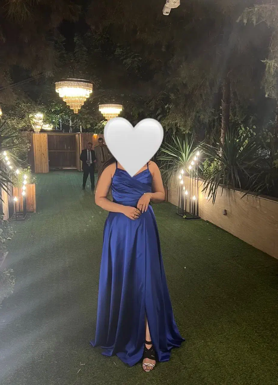 لباس مجلسی|لباس|شیراز, سجادیه|دیوار